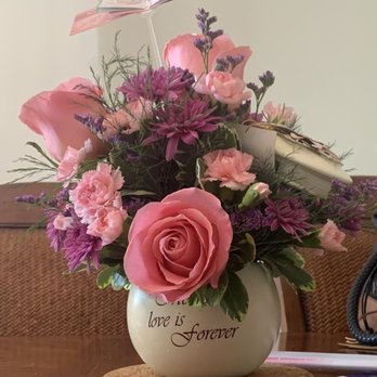 Kings Creek Flowers - Kings Creek Flowers delivered arrangement. Awesome! - Florists Near Me - Miami, Florida Kings Creek Flowers - Kings Creek Flowers delivered arrangement. Awesome! - Florists Near Me - Miami, Florida