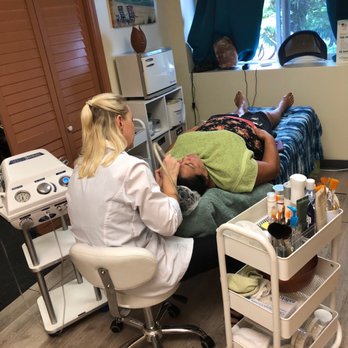 Ohana MedSpas - I treated my mom to a facial and she loves it !! - Medical Spas Near Me - Honolulu, Hawaii