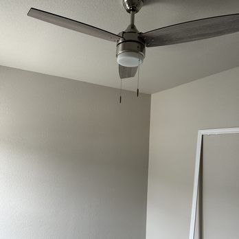 Accent Electric - Ceiling Fan Replacement - Electricians Near Me - Hewitt, Texas Accent Electric - Ceiling Fan Replacement - Electricians Near Me - Hewitt, Texas