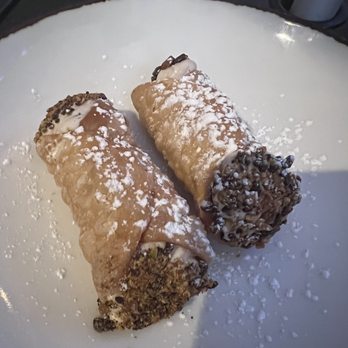 Campana - These cannolis were magic - Italian Near Me - Portland, Oregon