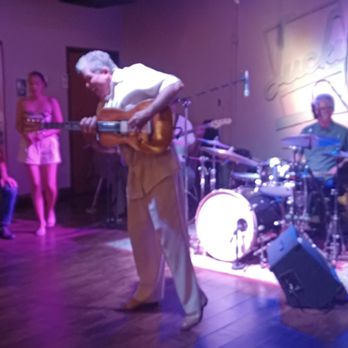 Lucky Boy Bar and Grill - a band performing - Bars Near Me - El Paso, Texas Lucky Boy Bar and Grill - a band performing - Bars Near Me - El Paso, Texas