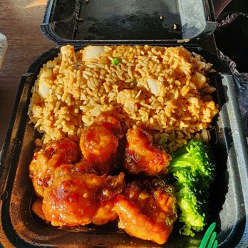 C Fu Chinese - Chicken fried rice and general chicken - Chinese Near Me - Memphis, Tennessee