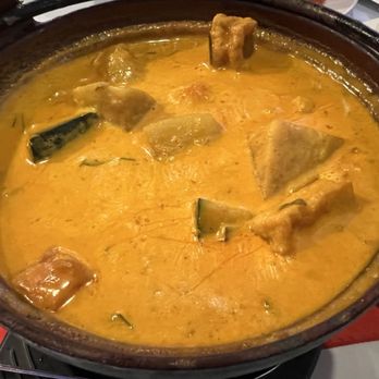 Golden Bamboo Vegetarian Restaurant - Yellow curry - Vegetarian Near Me - San Jose, California