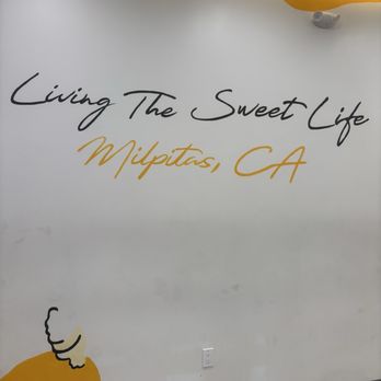 Somisomi - Mural - Desserts Near Me - Milpitas, California
