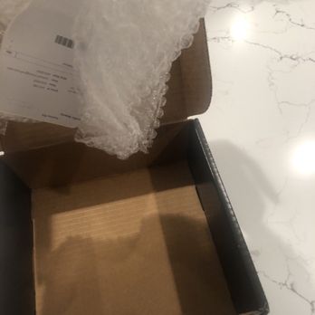 Lara Devgan, MD - Plastic & Reconstructive Surgery - Empty package sent - Cosmetic Surgeons Near Me - New York, New York
