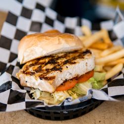 little Lake Brewing - Seasonal dinner menus.