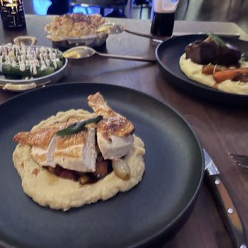 Gordon Ramsay Hell's Kitchen - Chicken entree, Braised ribs, asparagus and macaroni and cheese - New American Near Me - Atlantic City, New Jersey