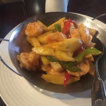 Aiko Asian Bistro - Sushi Bars Near Me - Melville, New York
