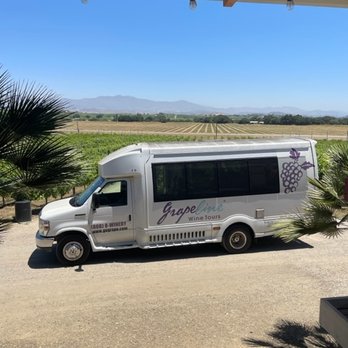 Grapeline Wine Tours - Wine Tours Near Me