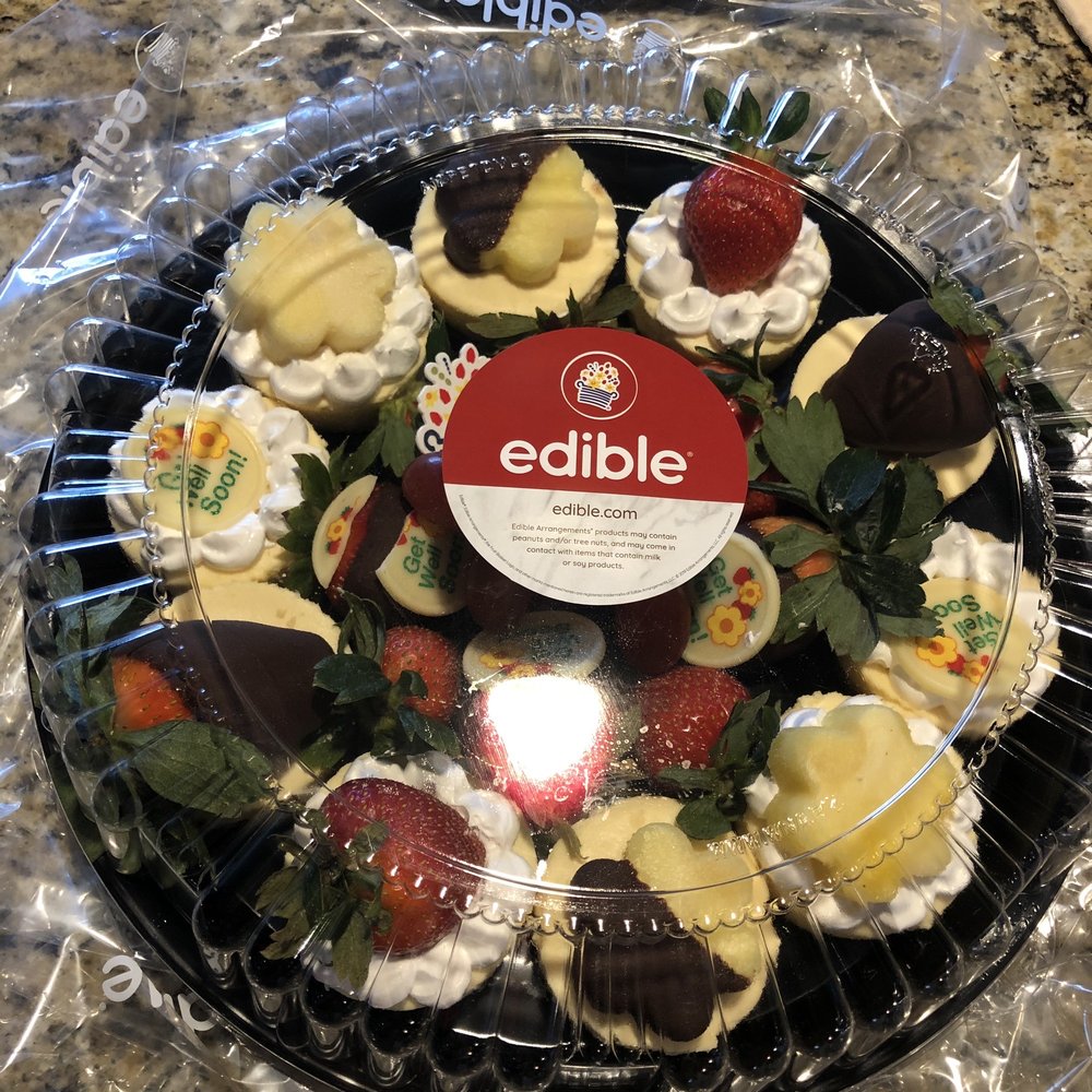 Edible Arrangements - a platter of edible desserts - Gift Shops Near Me - Diberville, Mississippi