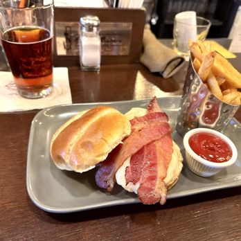 Common Man Restaurant - The Rooster- great chicken sandwich and fries - American Near Me - Claremont, New Hampshire Common Man Restaurant - The Rooster- great chicken sandwich and fries - American Near Me - Claremont, New Hampshire