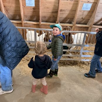 Kelley Farmstead - Attraction Farms Near Me - Fond du Lac, Wisconsin