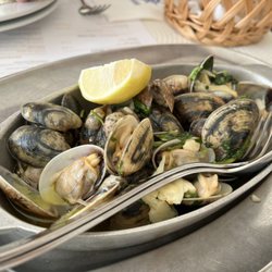 Restaurante da Adraga - Garlic and coriander clams