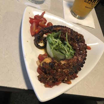 Slicker's Eatery - Cocktail Bars Near Me - Bradenton, Florida