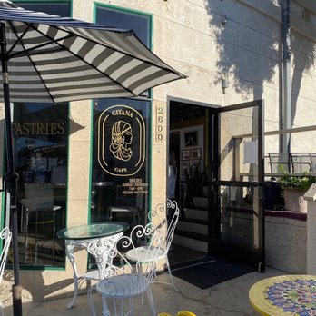 Gitana Cafe - Outside - Cafes Near Me - Hermosa Beach, California Gitana Cafe - Outside - Cafes Near Me - Hermosa Beach, California