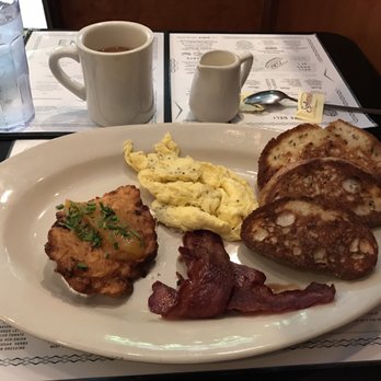 Perly's - Delis Near Me - Richmond, Virginia
