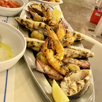 Baía do Peixe - Terreiro do Paço - Sea Mix - Seafood Near Me