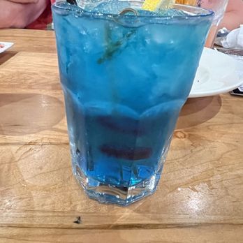 On The Rocks - Sports Bars Near Me - Atlantic Beach, North Carolina