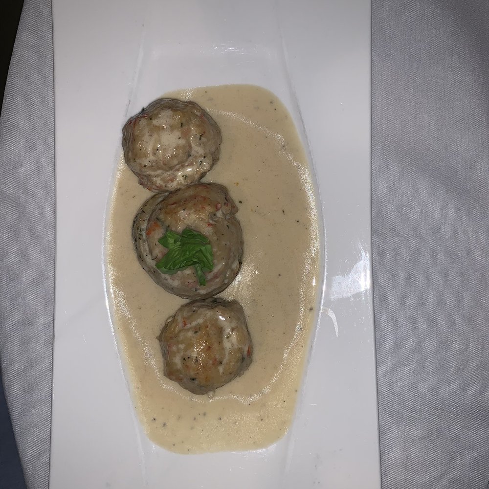 L'Incanto - Stuffed artichoke bottoms with crabmeat - Italian Near Me - Greer, South Carolina L'Incanto - Stuffed artichoke bottoms with crabmeat - Italian Near Me - Greer, South Carolina