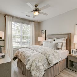 Riverhaus Creekside Apartments