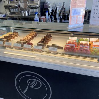 Parfait Paris - Dessert case - Bakeries Near Me - Coronado, California Parfait Paris - Dessert case - Bakeries Near Me - Coronado, California