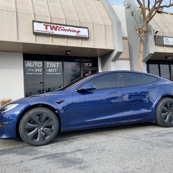 TW Tinting - Auto Glass Services Near Me - Santa Ana, California