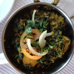 Taj Mahal - Saag  chicken
