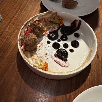 Sofia - Donut balls - dessert - Italian Near Me - New Orleans, Louisiana