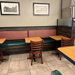 Erik's DeliCafe of Dublin - More seating