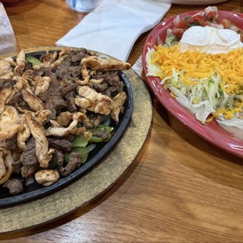 Toreros Authentic Mexican Cuisine - Fajitas Texanas - Mexican Near Me - West Palm Beach, Florida Toreros Authentic Mexican Cuisine - Fajitas Texanas - Mexican Near Me - West Palm Beach, Florida
