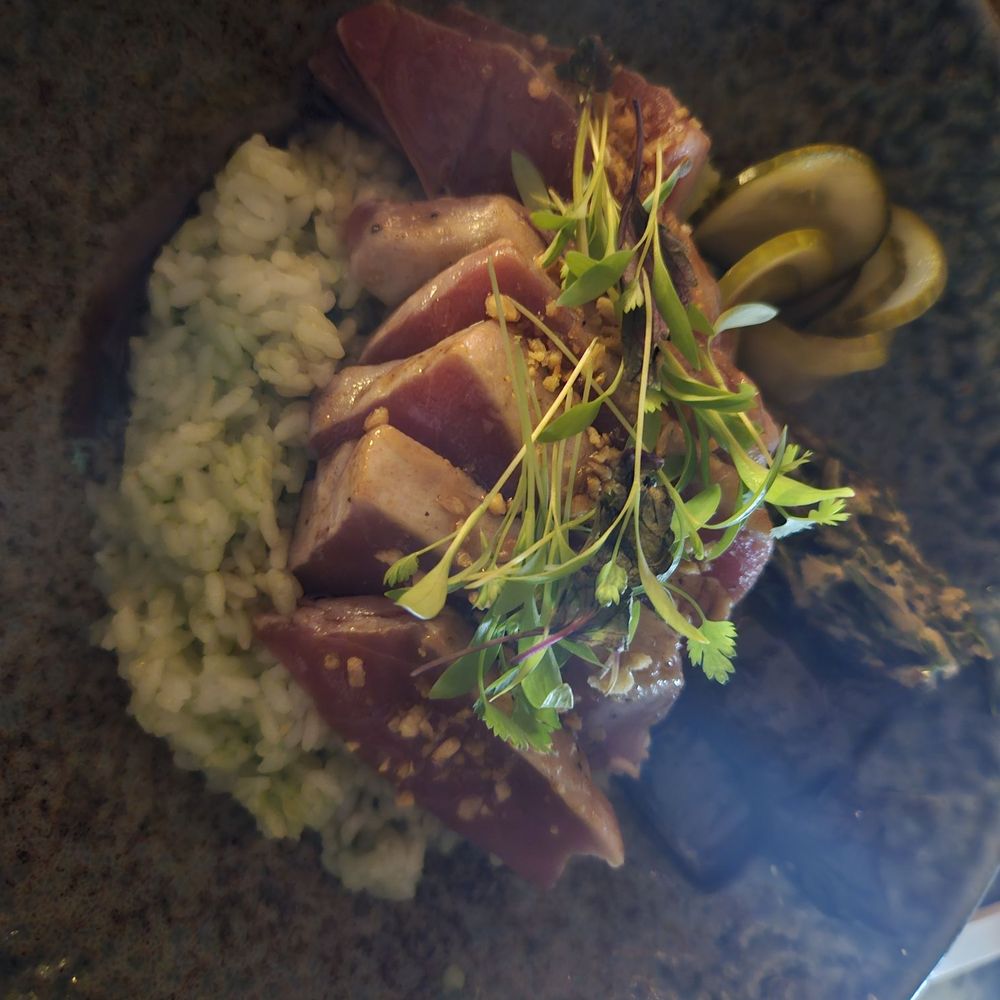 Wai'olu Ocean Cuisine - This one a bed of Ginger Rice - Sushi Bars Near Me - Honolulu, Hawaii Wai'olu Ocean Cuisine - This one a bed of Ginger Rice - Sushi Bars Near Me - Honolulu, Hawaii