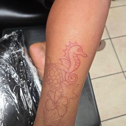 Altered Images Tattoo - Our mother daughter Hawaii themed tatt