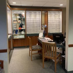 ProHEALTH East End Eye Smithtown - Interior