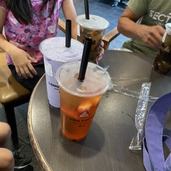 Long Coffee - Table/ sitting area - Coffee & Tea Near Me - Houston, Texas