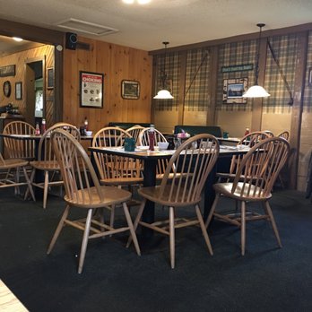 Seasons Adirondack Cafe - the dining room - Desserts Near Me - Woodgate, New York