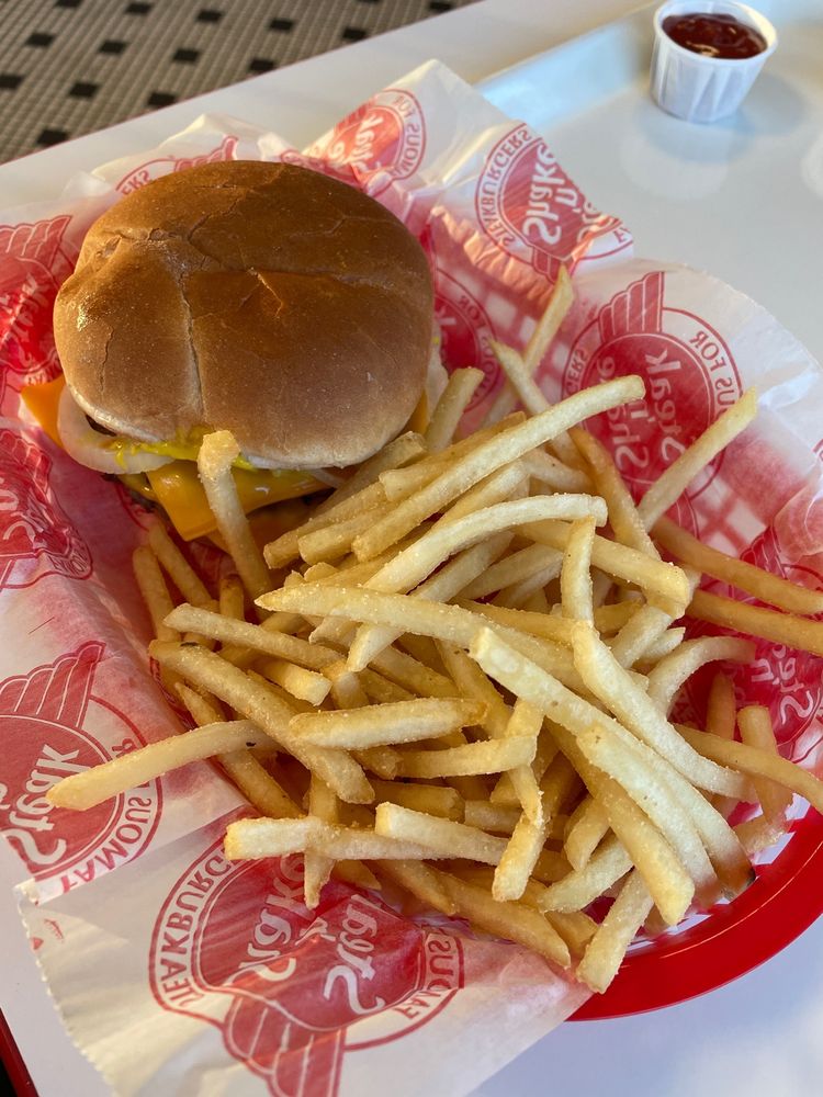 STEAK ’N SHAKE Updated September 2024 18 Photos & 57 Reviews 1487 Victor Rd NW, Lancaster