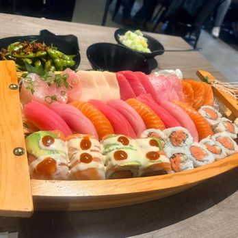 Sushi Rock & Grill - love boat and garlic edamame (excellent) - Sushi Bars Near Me - Gilbert, Arizona