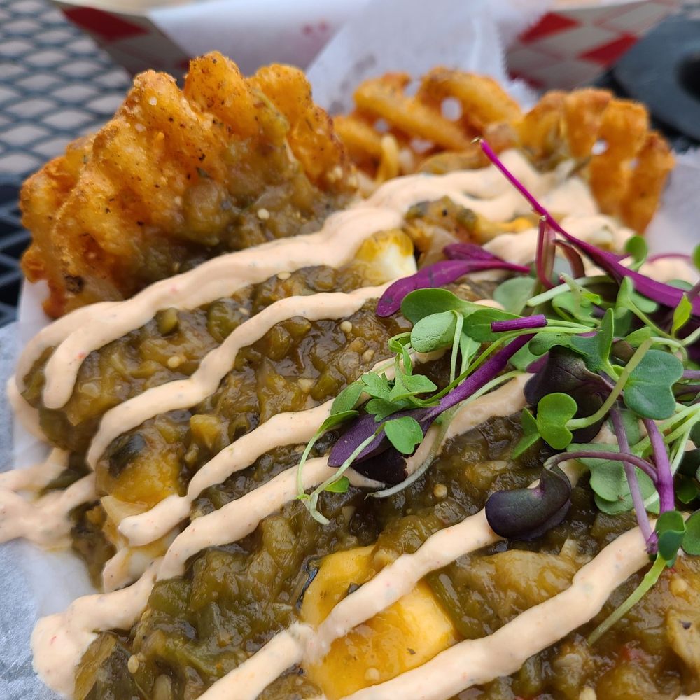 Big Stuff Food - Green chile waffle fry poutine - Food Trucks Near Me Big Stuff Food - Green chile waffle fry poutine - Food Trucks Near Me