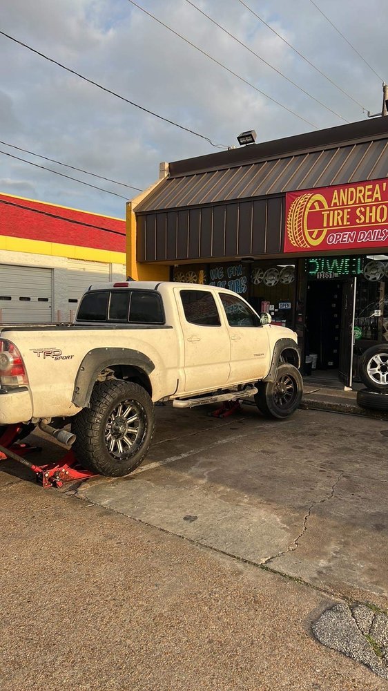 ANDREA’S TIRES Updated August 2024 39 Photos 13651 Westheimer Rd