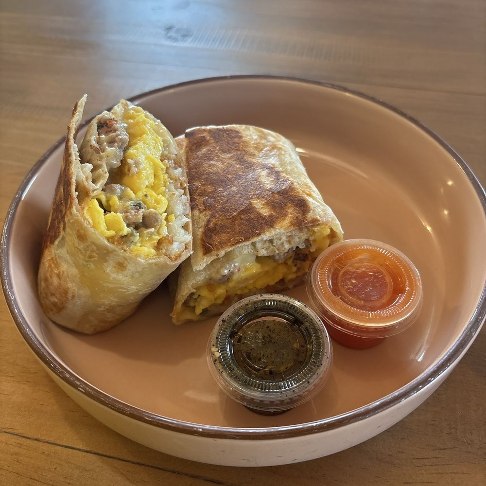 Finca Paso Robles - Breakfast burrito - Mexican Near Me - Paso Robles, California Finca Paso Robles - Breakfast burrito - Mexican Near Me - Paso Robles, California