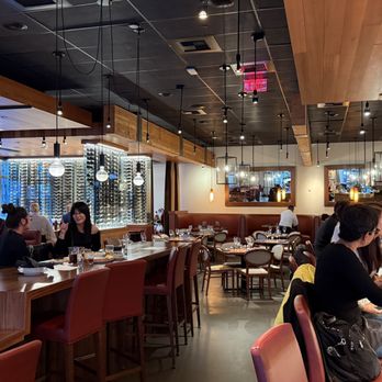Il Fornaio - Interior - Italian Near Me - Mountain View, California Il Fornaio - Interior - Italian Near Me - Mountain View, California