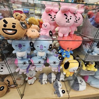 Amy's Hallmark Shop - BT21! - Cards & Stationery Near Me - Aiea, Hawaii