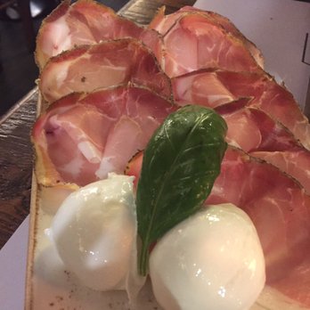 Trattoria San Lorenzo - Prosciutto and Mozzarella - Trattorie Near Me - Florence, FI Trattoria San Lorenzo - Prosciutto and Mozzarella - Trattorie Near Me - Florence, FI