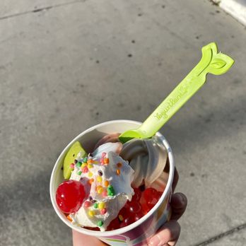 Yogurtland - Ice Cream & Frozen Yogurt Near Me - Los Angeles, California