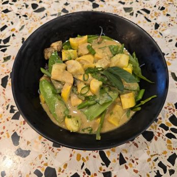 Traverse - Vegan Thai Curry - Bars Near Me - South San Francisco, California Traverse - Vegan Thai Curry - Bars Near Me - South San Francisco, California