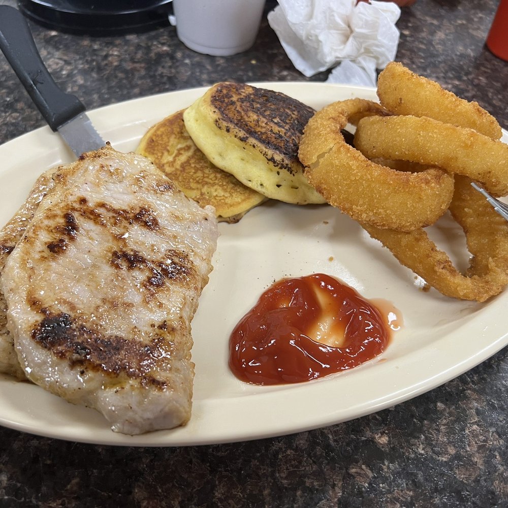 Cliffside Diner - Pork tenderloin - American Near Me - Frankfort, Kentucky Cliffside Diner - Pork tenderloin - American Near Me - Frankfort, Kentucky