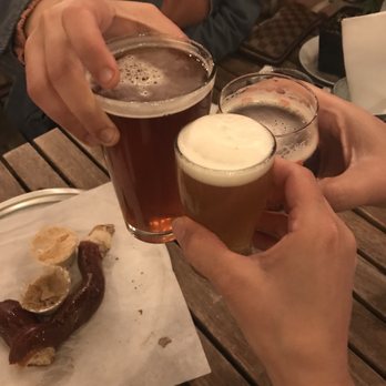 Thee Elbow Room - Gastropubs Near Me - Montrose, California