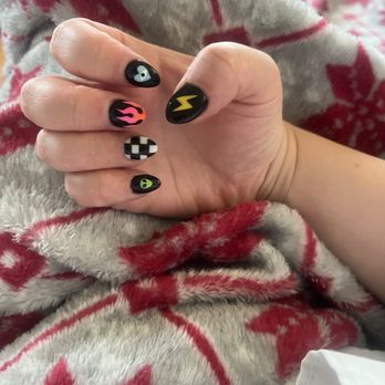 Pink Polish - Nail Salons Near Me - Seattle, Washington