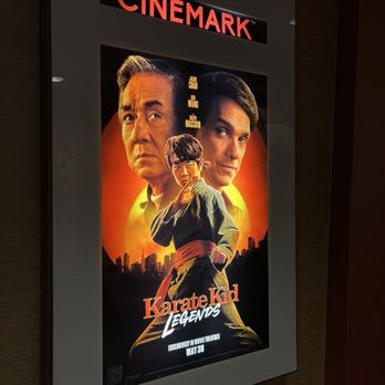 Cinemark Stroud Mall and XD - Cinema Near Me - Stroudsburg, Pennsylvania Cinemark Stroud Mall and XD - Cinema Near Me - Stroudsburg, Pennsylvania