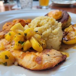 Captains Quarters Riverside Grille - Seafood trio